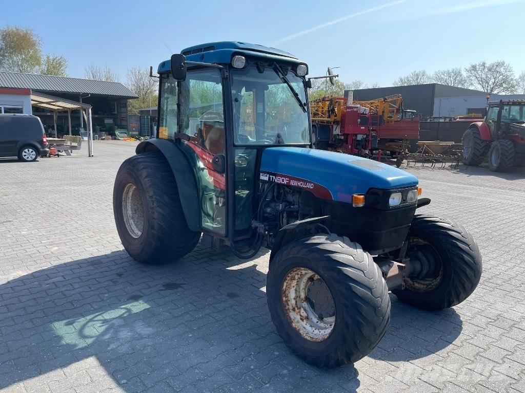 New Holland TN 90 F Traktörler