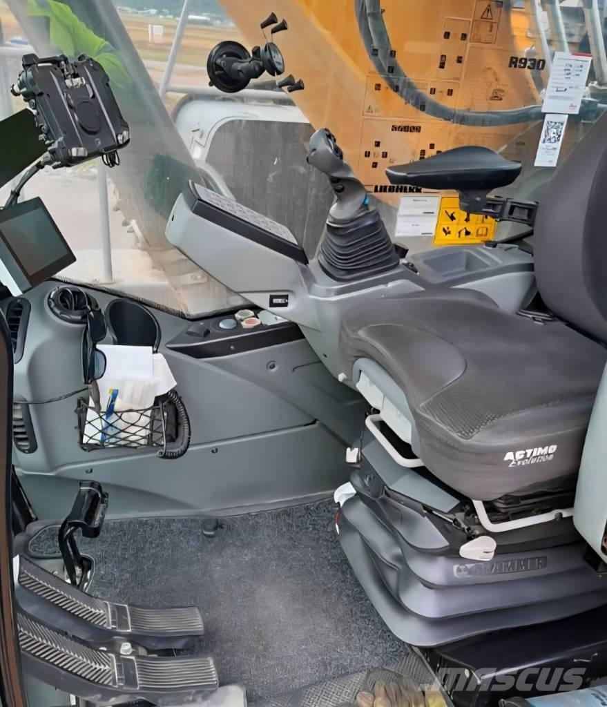 Liebherr R 930 G8 Paletli ekskavatörler