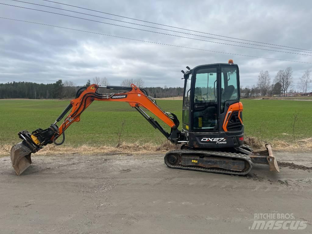 Doosan DX27 Mini ekskavatörler, 7 tona dek