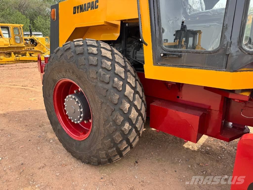 Dynapac CA 30 D Tek tamburlu silindirler