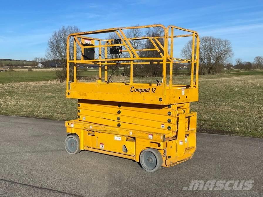 Haulotte Compact 12 Makasli platformlar
