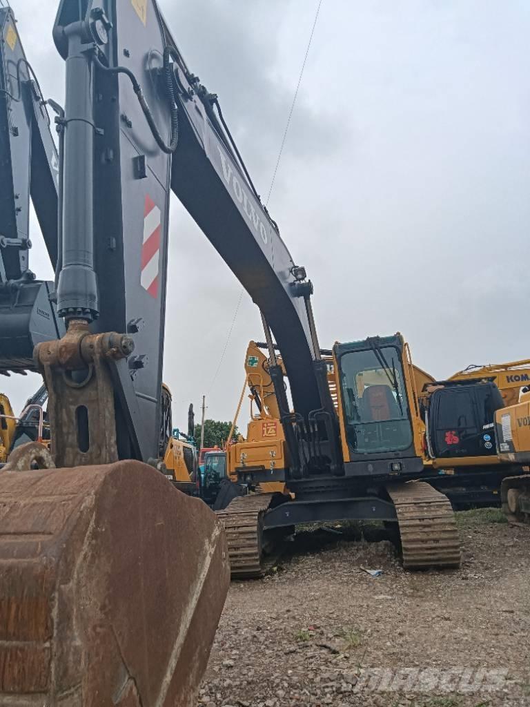 Volvo EC 210 Paletli ekskavatörler