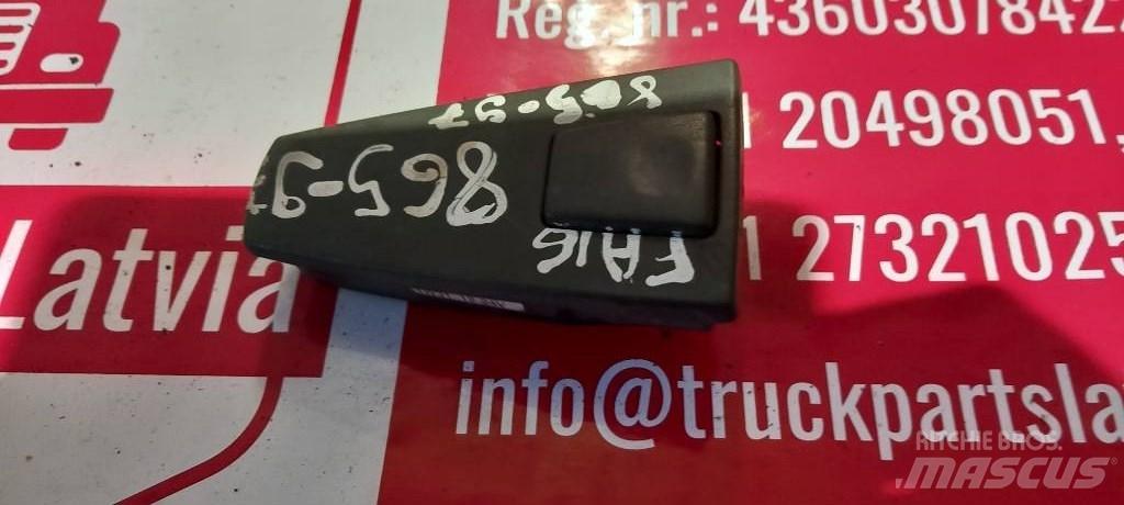 Volvo FH 12.  20568858 Kabinler