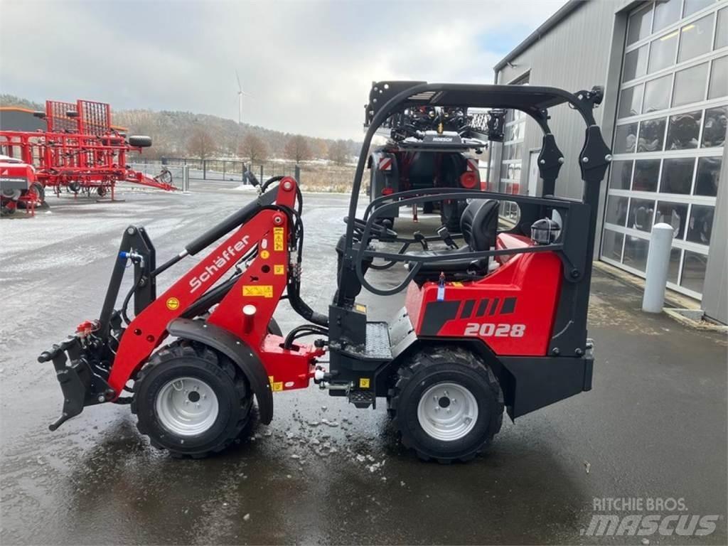 Schäffer 2028 Mini yükleyiciler