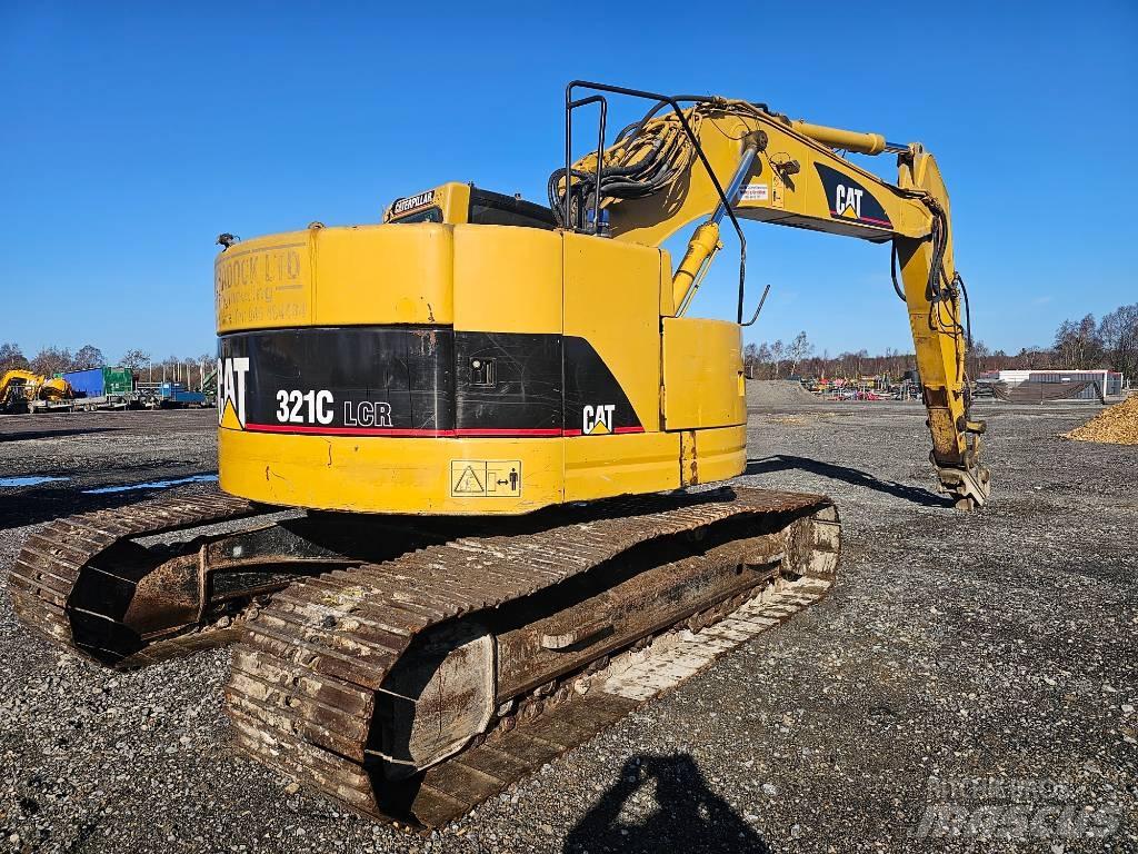 CAT 321C Paletli ekskavatörler