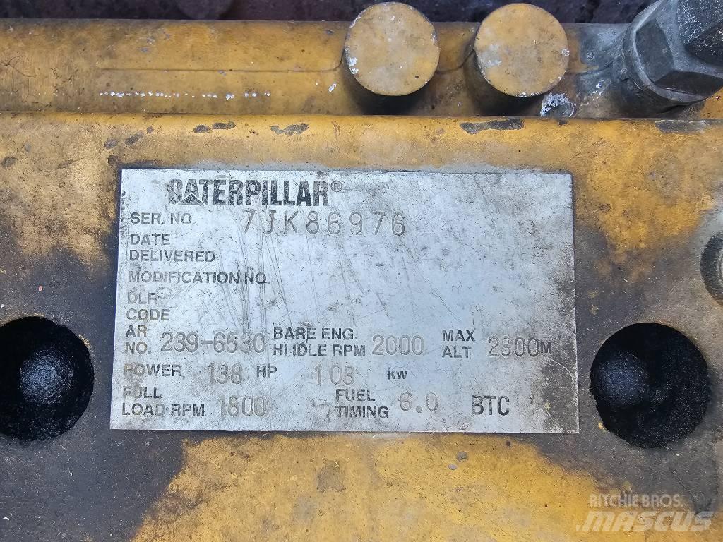 CAT 321C Paletli ekskavatörler