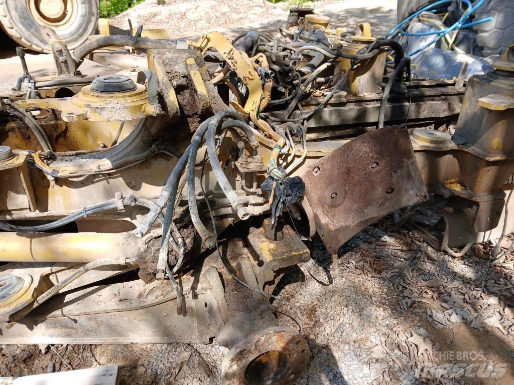 CAT 730 Belden kirma kaya kamyonu
