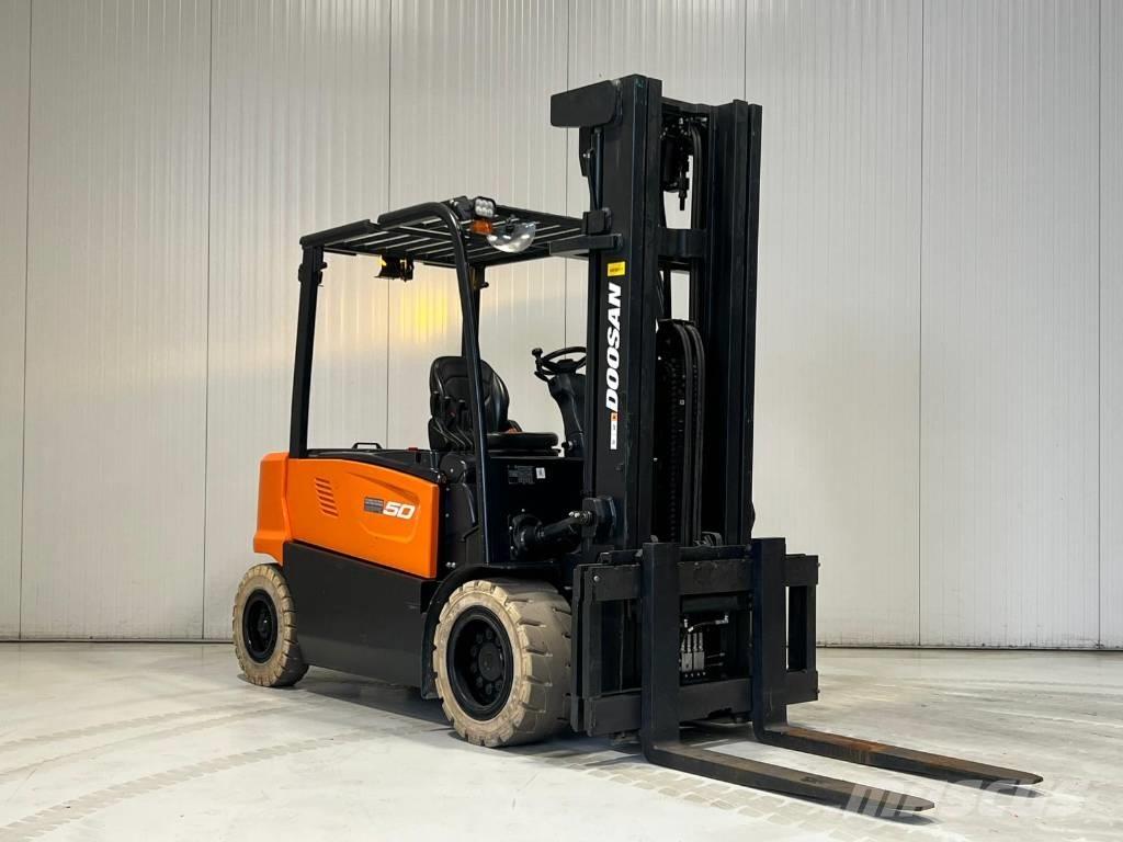 Doosan B50X-7 Elektrikli forkliftler