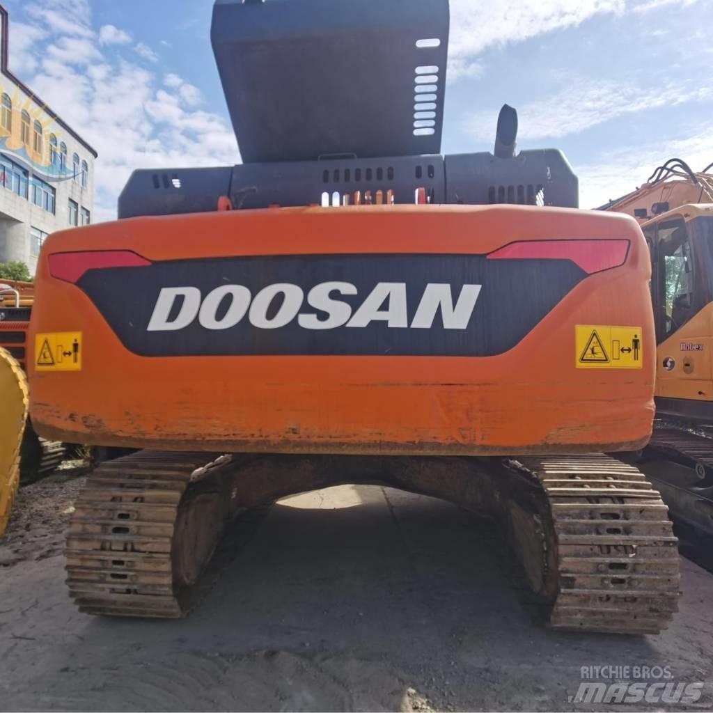 Doosan DX 300 LC Paletli ekskavatörler