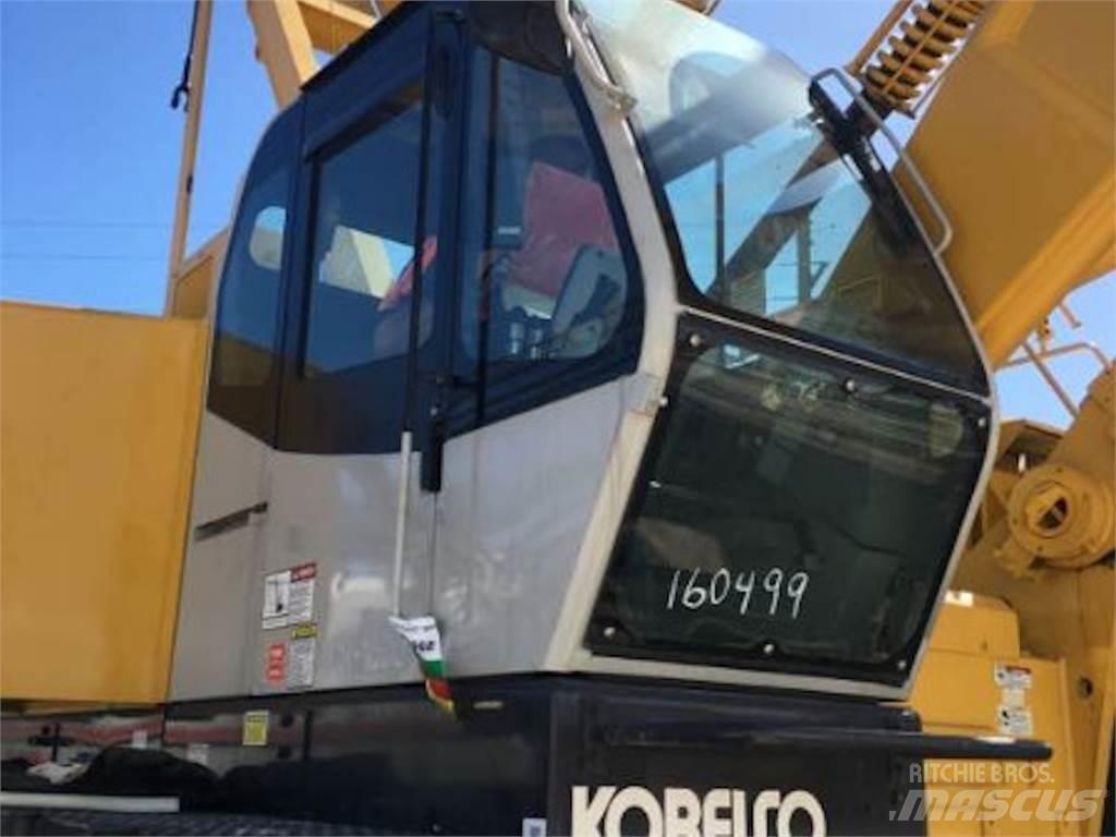 Kobelco CK1600 Paletli vinçler