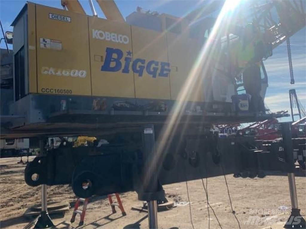 Kobelco CK1600 Paletli vinçler