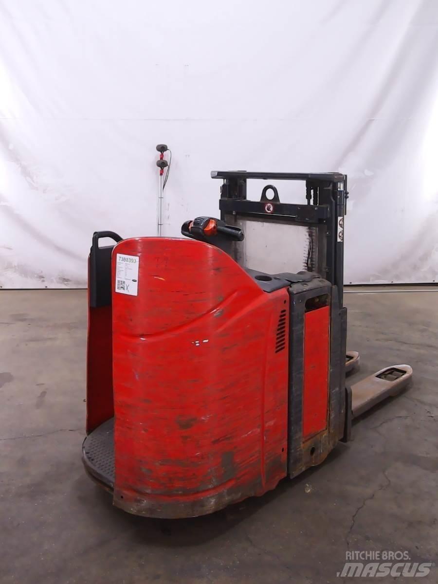 Linde D12P Yaya kumandali istif makinasi