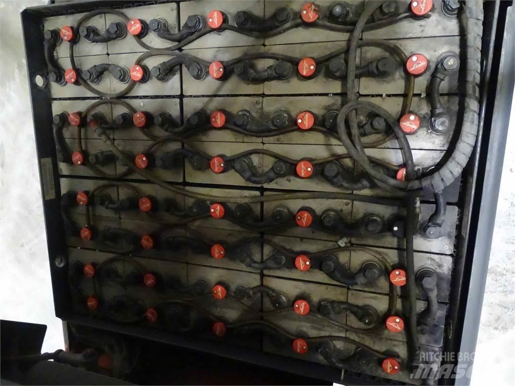 Linde E25L-01 Elektrikli forkliftler