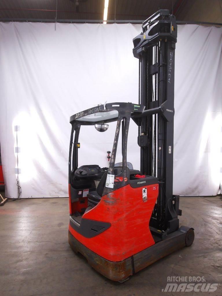 Linde R16HD-01 Reach truck - depo içi istif araçları