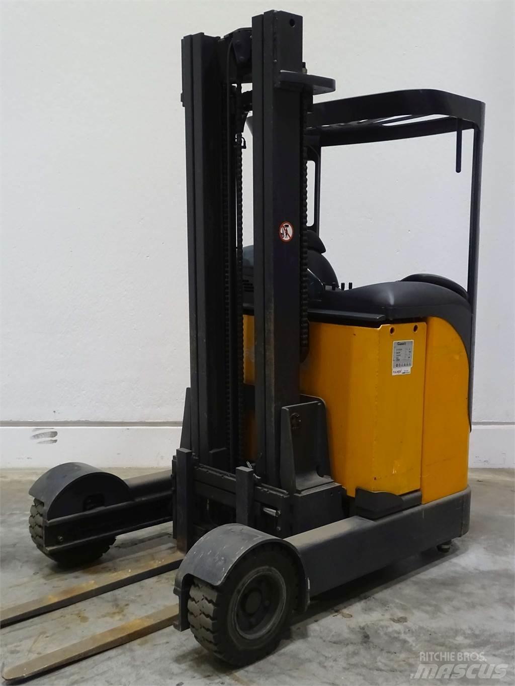 Still FM-SE14 Reach truck - depo içi istif araçları