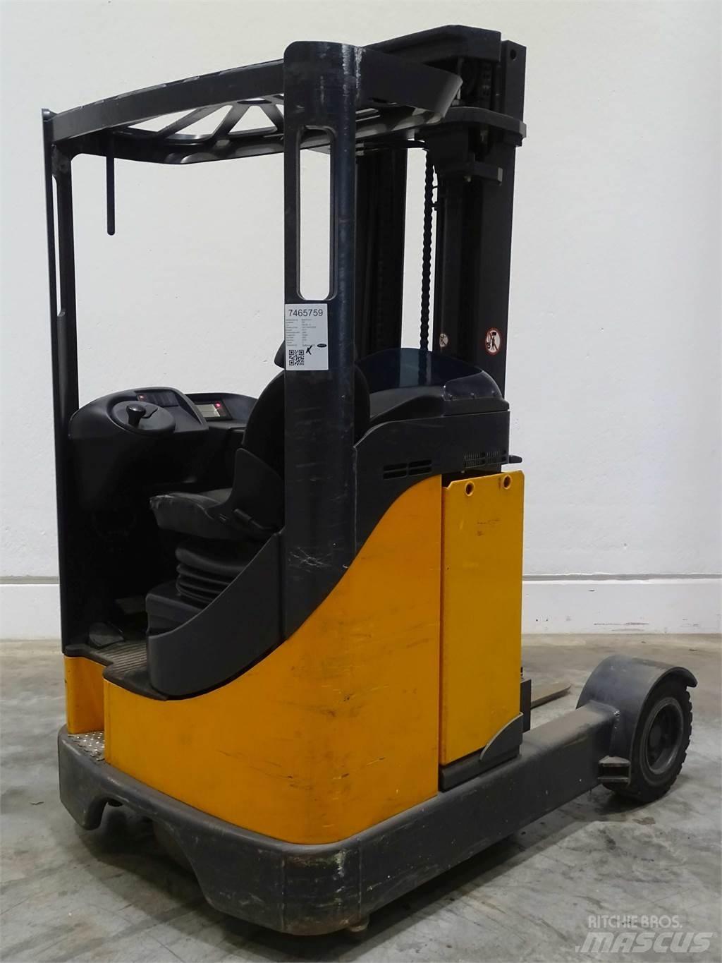 Still FM-SE14 Reach truck - depo içi istif araçları