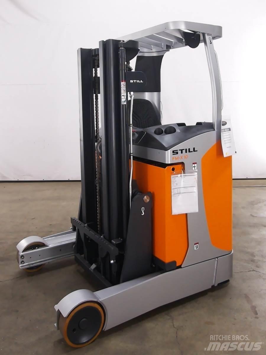 Still FM-X10 Reach truck - depo içi istif araçları