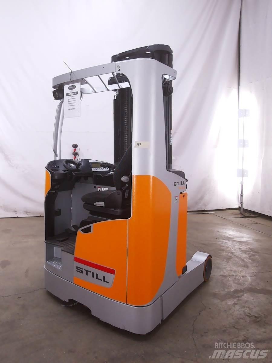 Still FM-X10 Reach truck - depo içi istif araçları