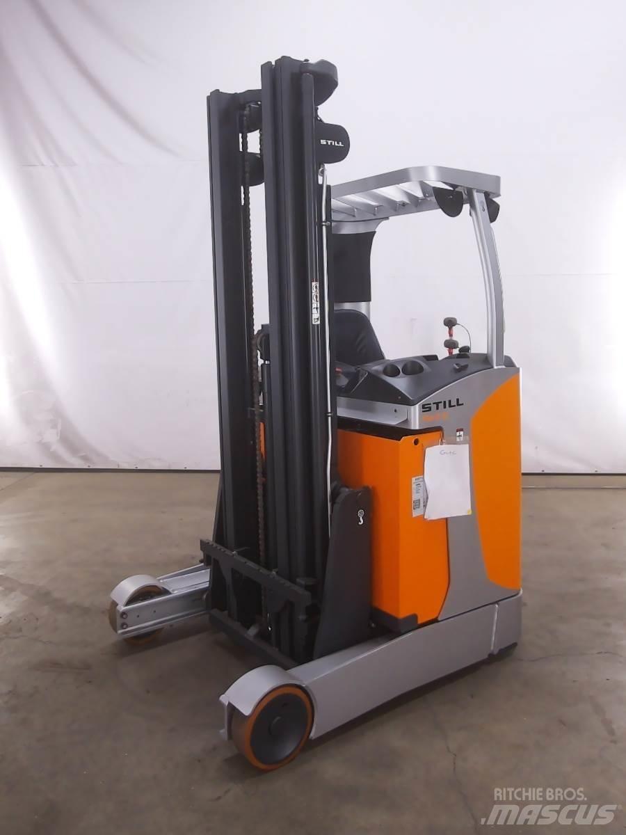 Still FM-X10 Reach truck - depo içi istif araçları