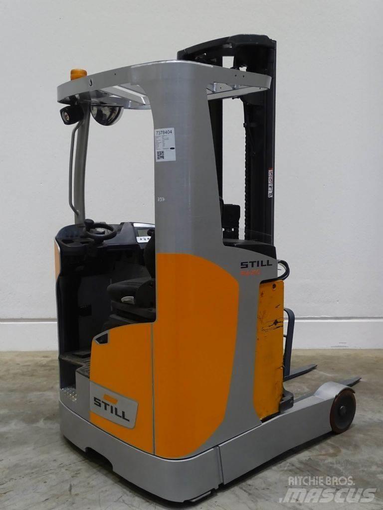 Still FM-X10 Reach truck - depo içi istif araçları
