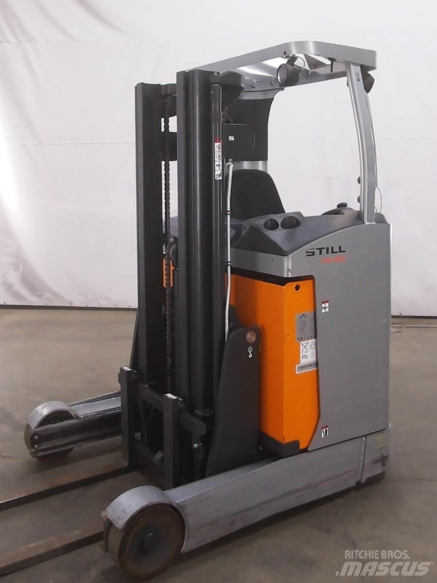 Still FM-X10 Reach truck - depo içi istif araçları
