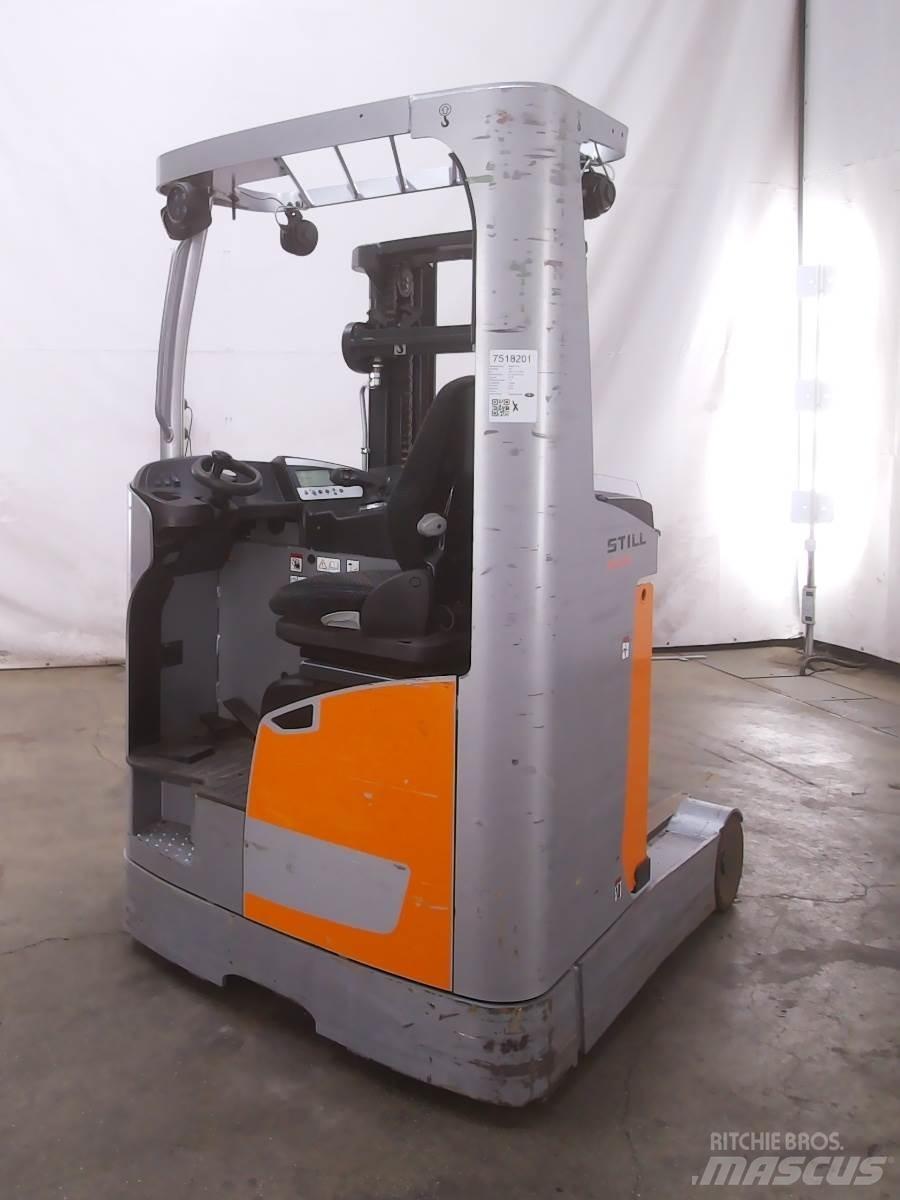Still FM-X10 Reach truck - depo içi istif araçları