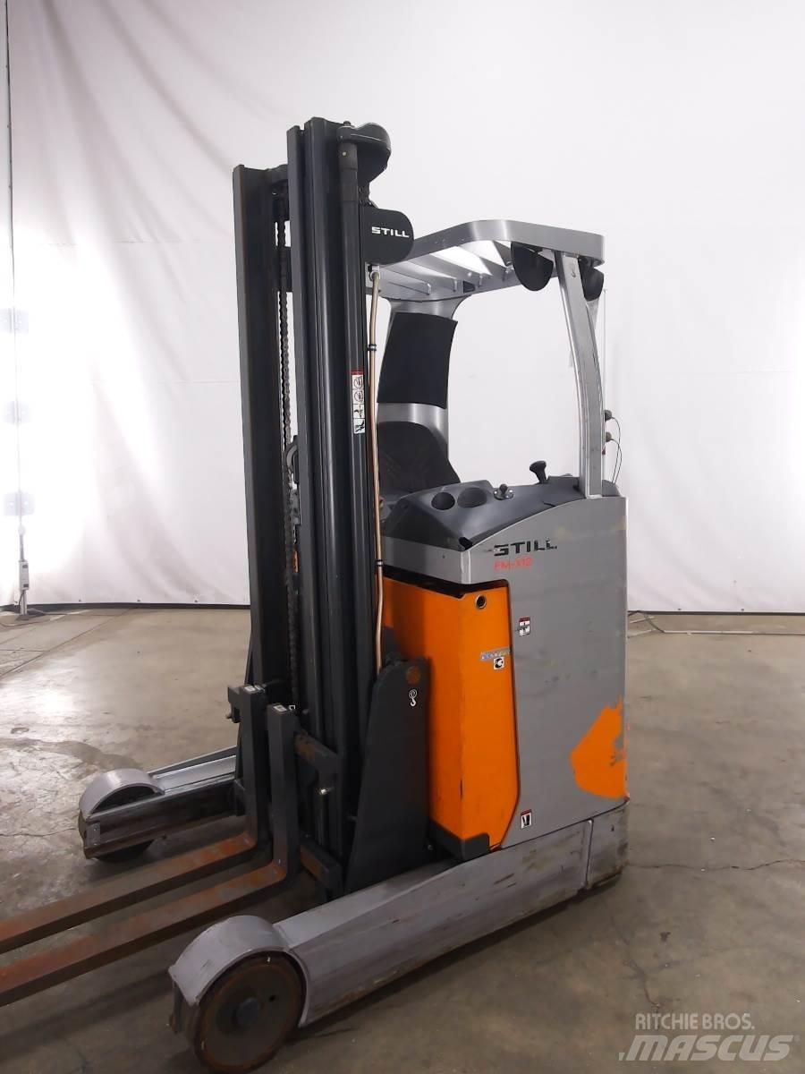 Still FM-X12 Reach truck - depo içi istif araçları