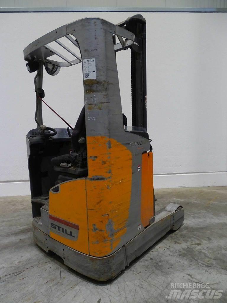 Still FM-X12 Reach truck - depo içi istif araçları