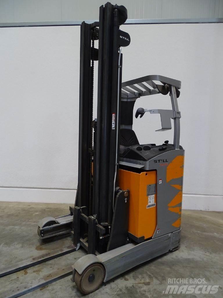 Still FM-X12 Reach truck - depo içi istif araçları