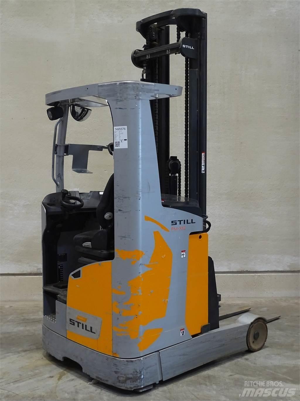 Still FM-X12 Reach truck - depo içi istif araçları
