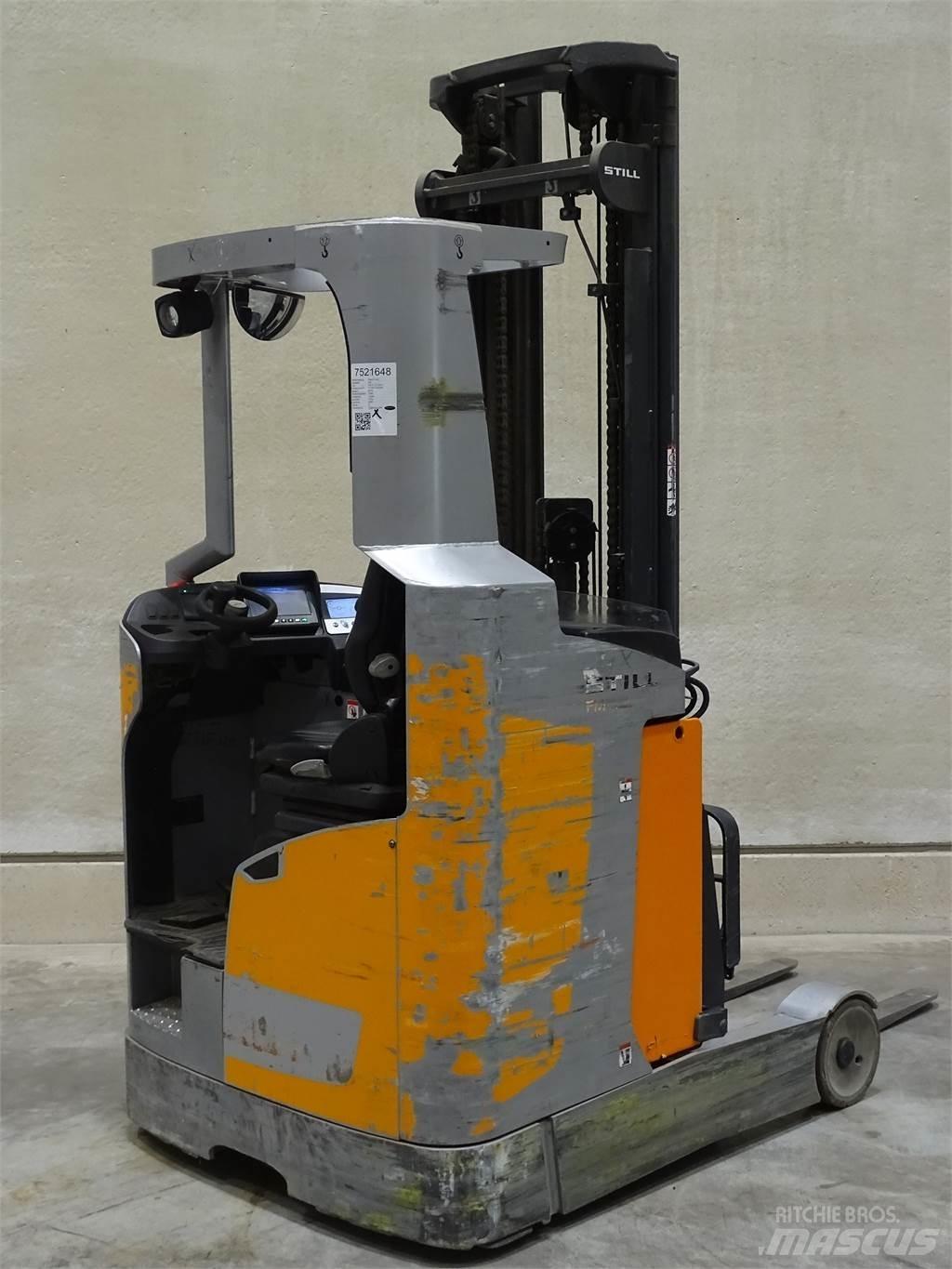 Still FM-X12 Reach truck - depo içi istif araçları