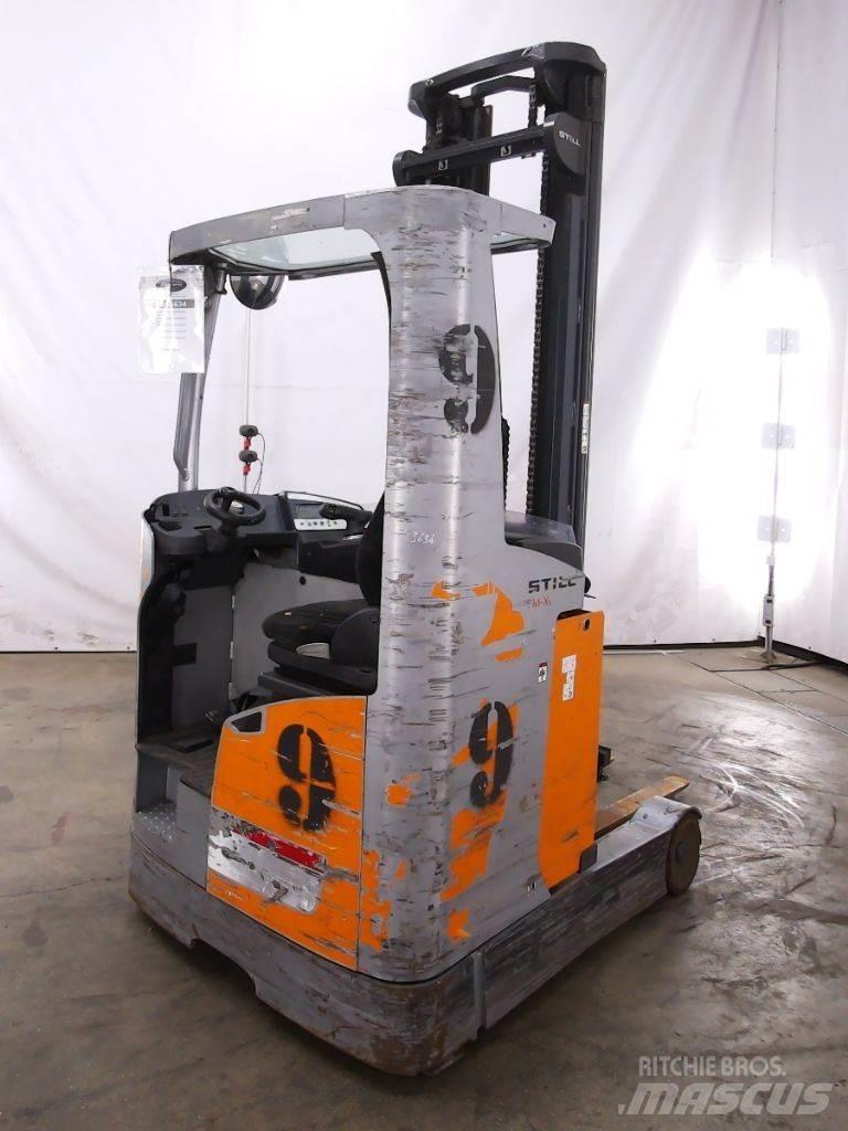 Still FM-X14 Reach truck - depo içi istif araçları