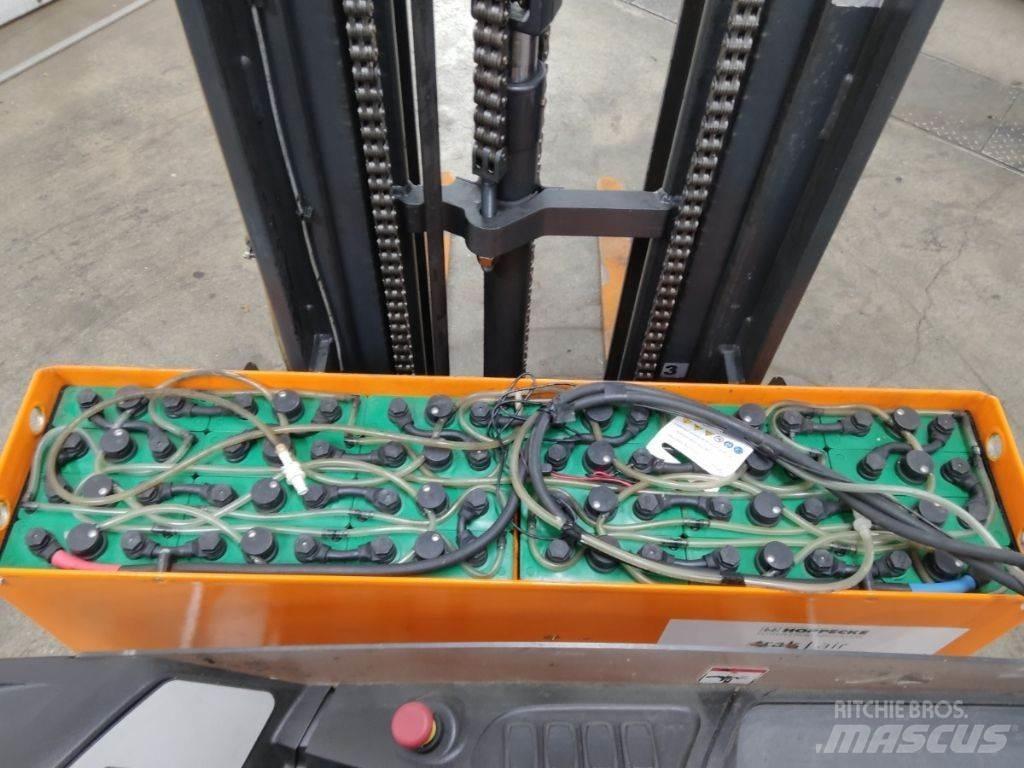 Still FM-X14 Reach truck - depo içi istif araçları