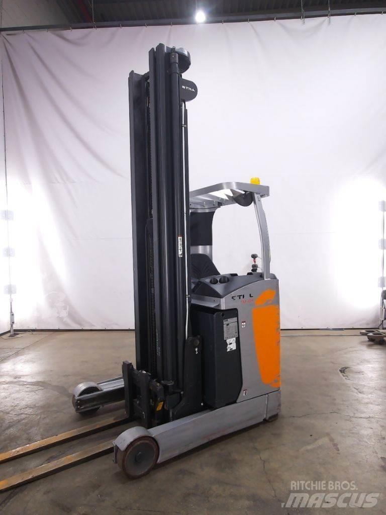 Still FM-X14 Reach truck - depo içi istif araçları