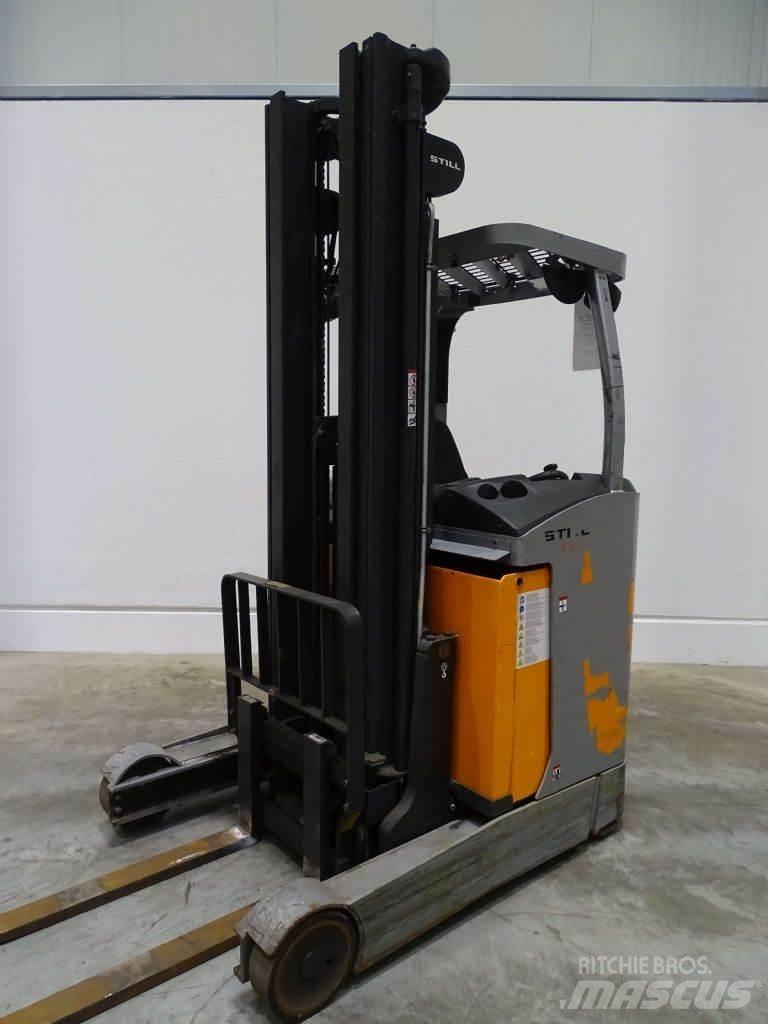 Still FM-X14 Reach truck - depo içi istif araçları