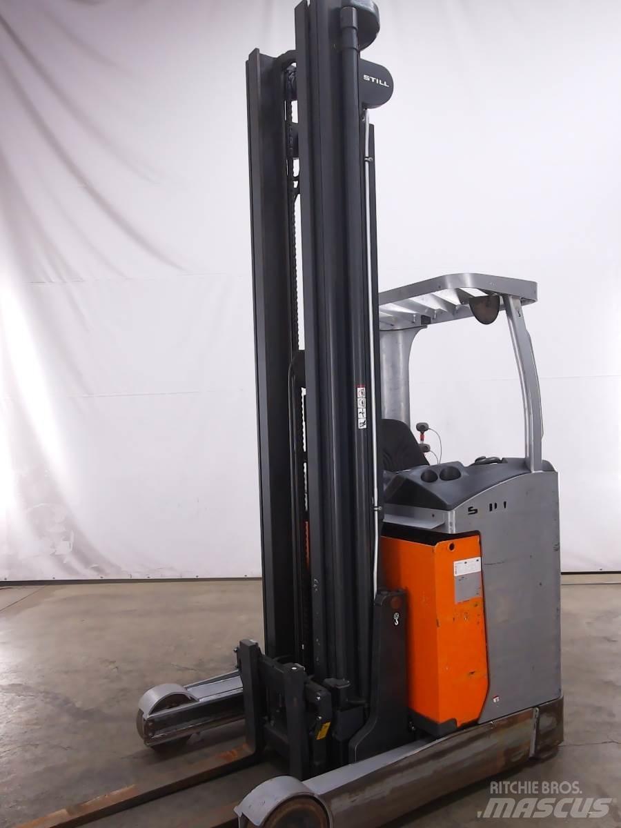 Still FM-X14 Reach truck - depo içi istif araçları