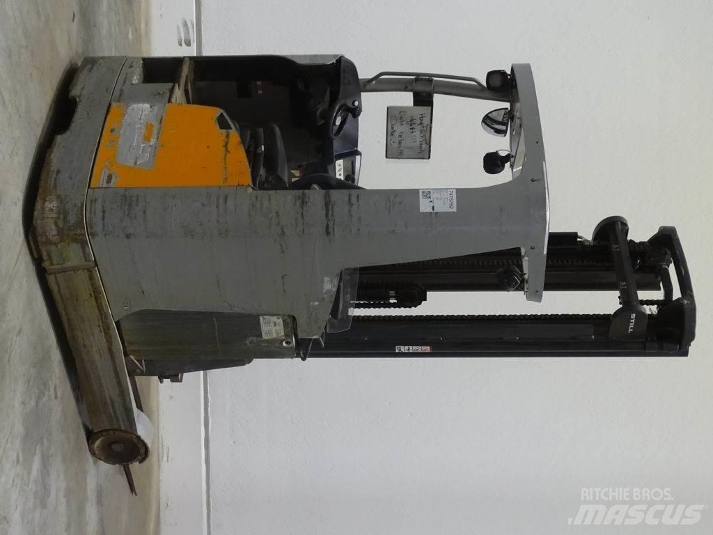 Still FM-X14 Reach truck - depo içi istif araçları