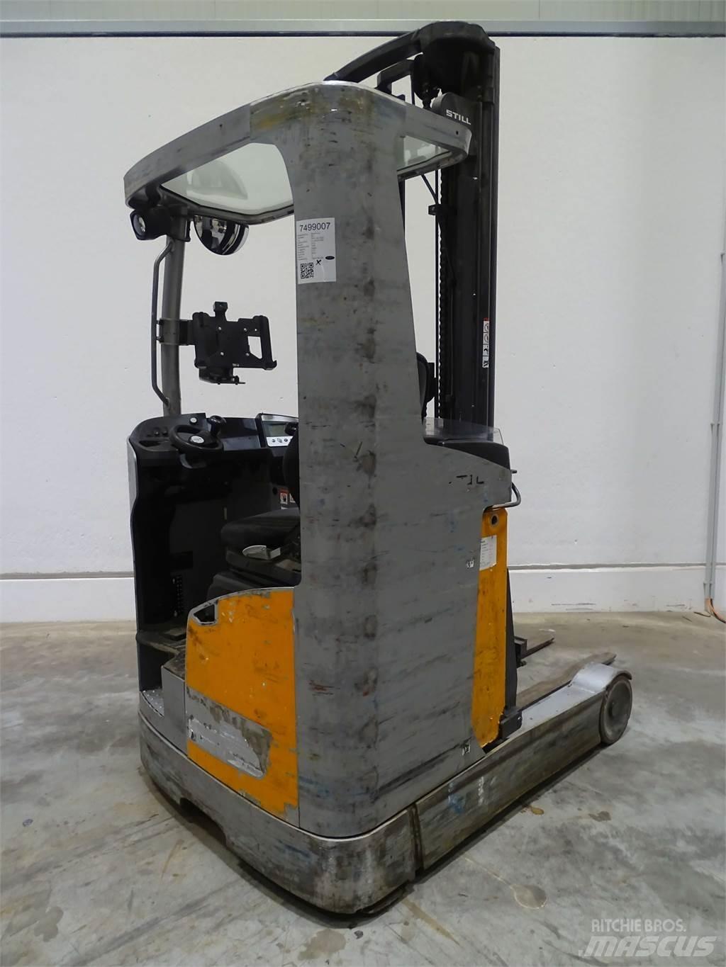Still FM-X14 Reach truck - depo içi istif araçları