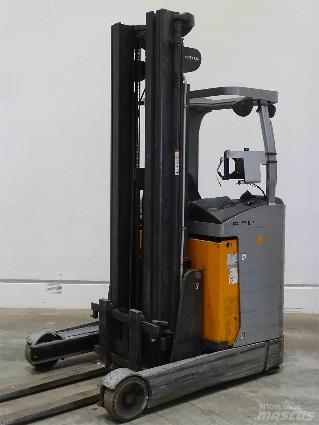 Still FM-X14 Reach truck - depo içi istif araçları