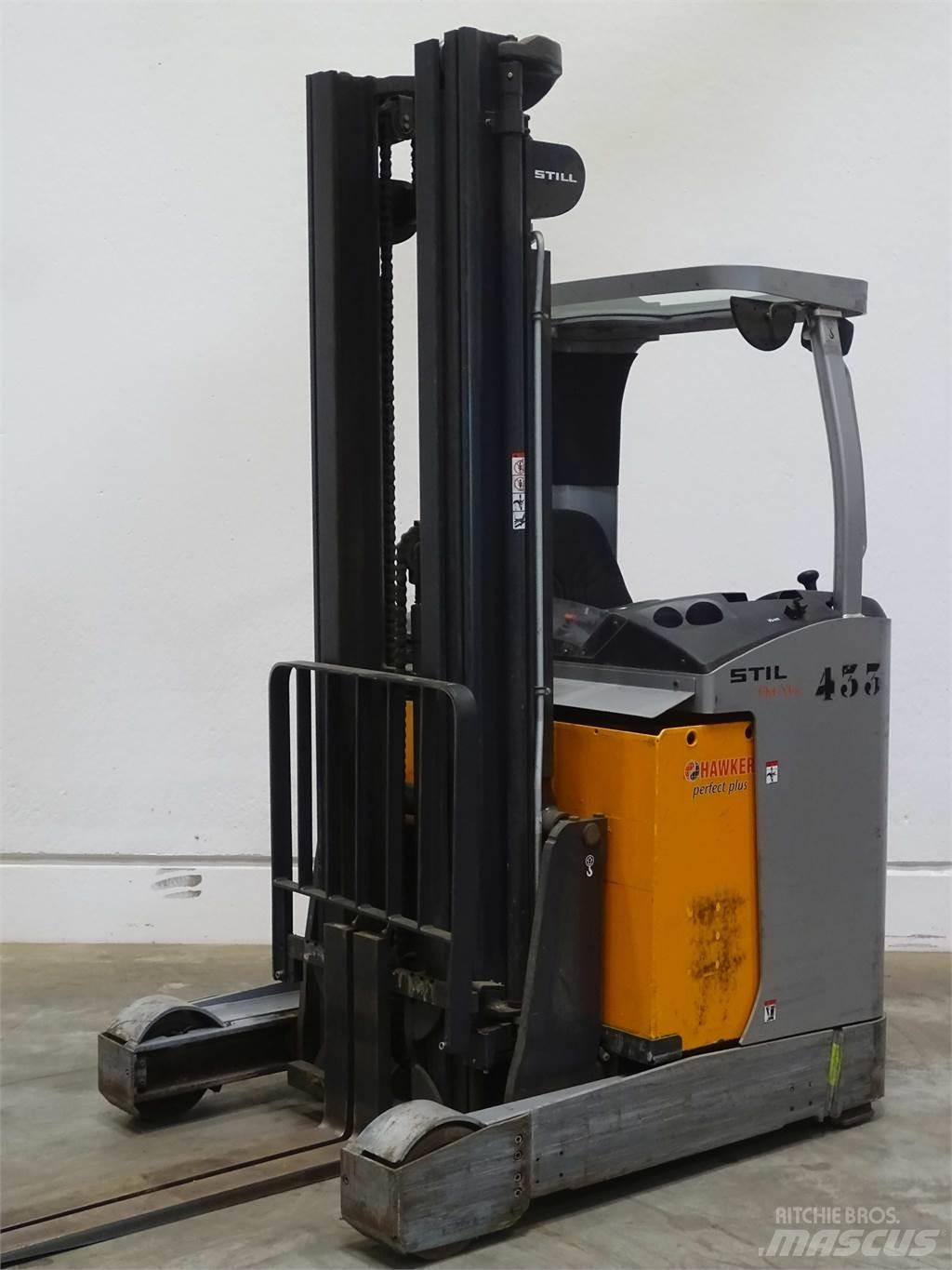 Still FM-X14 Reach truck - depo içi istif araçları