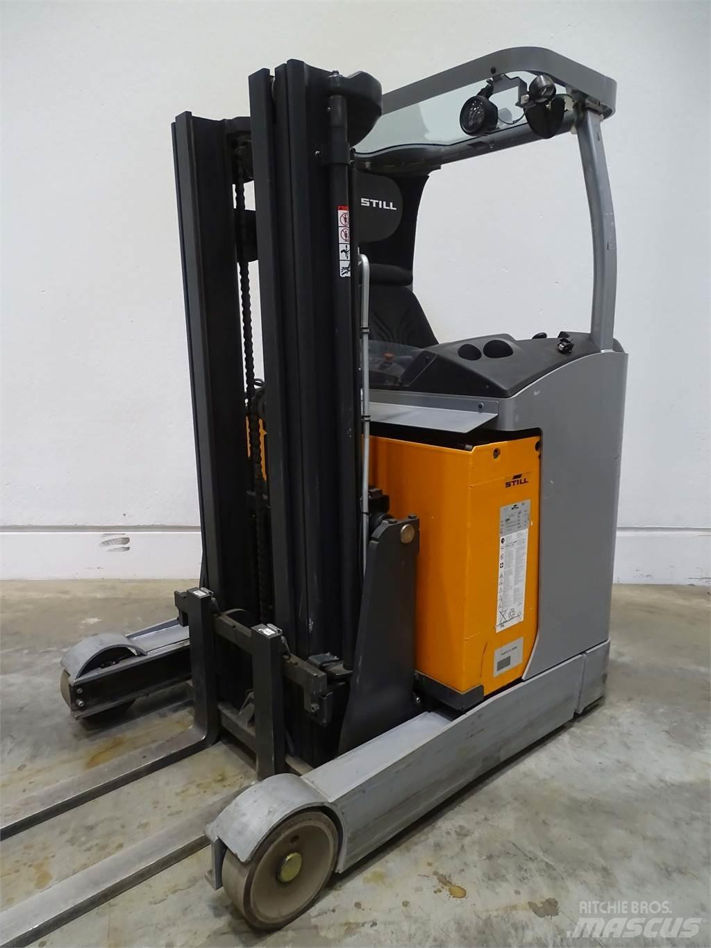 Still FM-X14 Reach truck - depo içi istif araçları