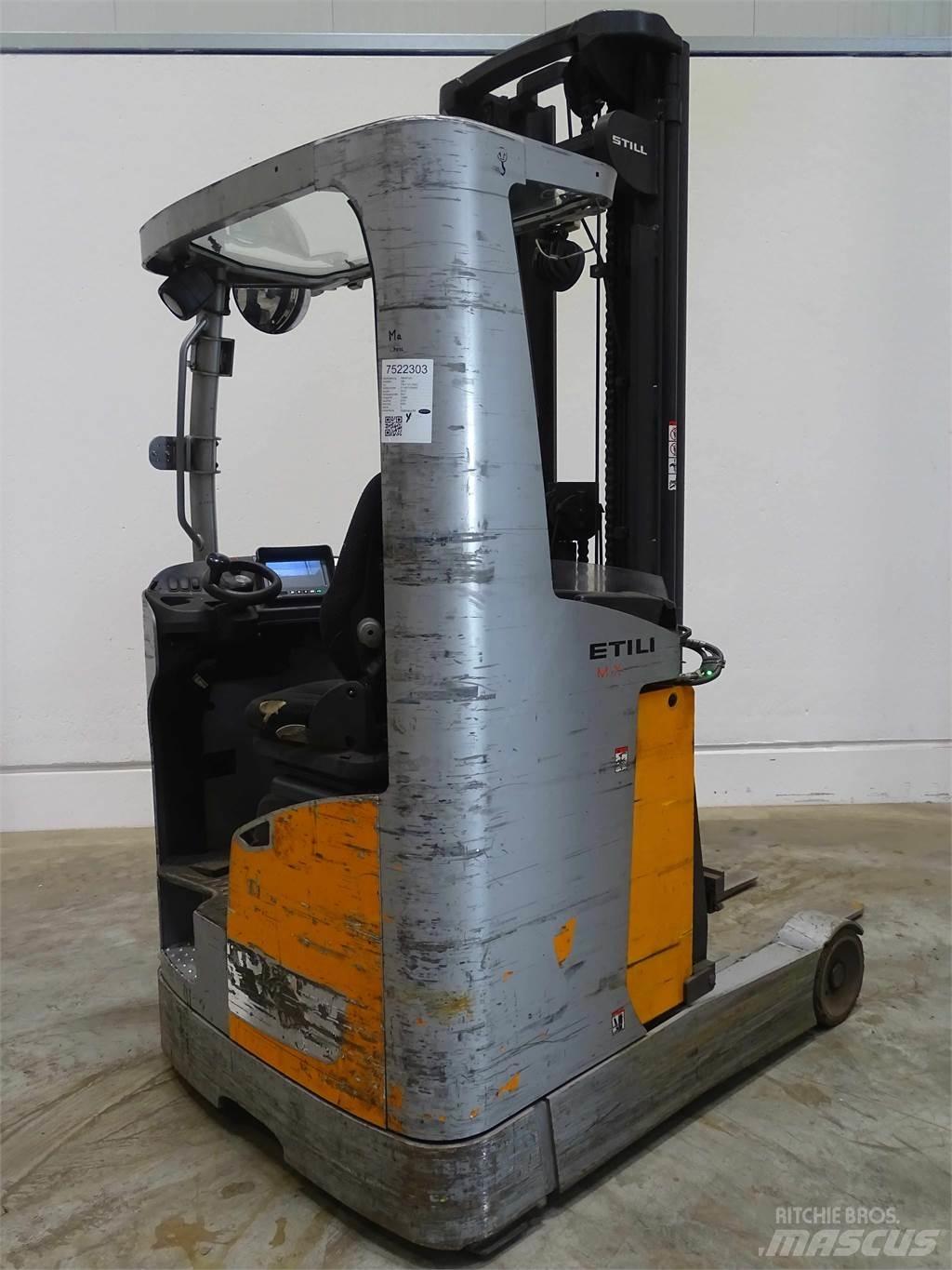 Still FM-X14 Reach truck - depo içi istif araçları