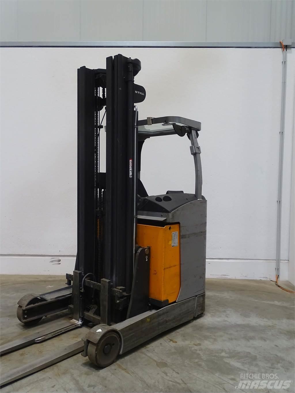 Still FM-X14 Reach truck - depo içi istif araçları