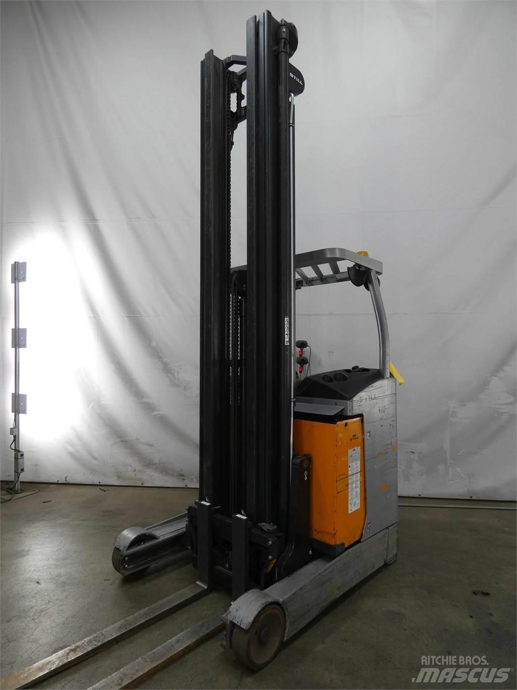 Still FM-X14 Reach truck - depo içi istif araçları