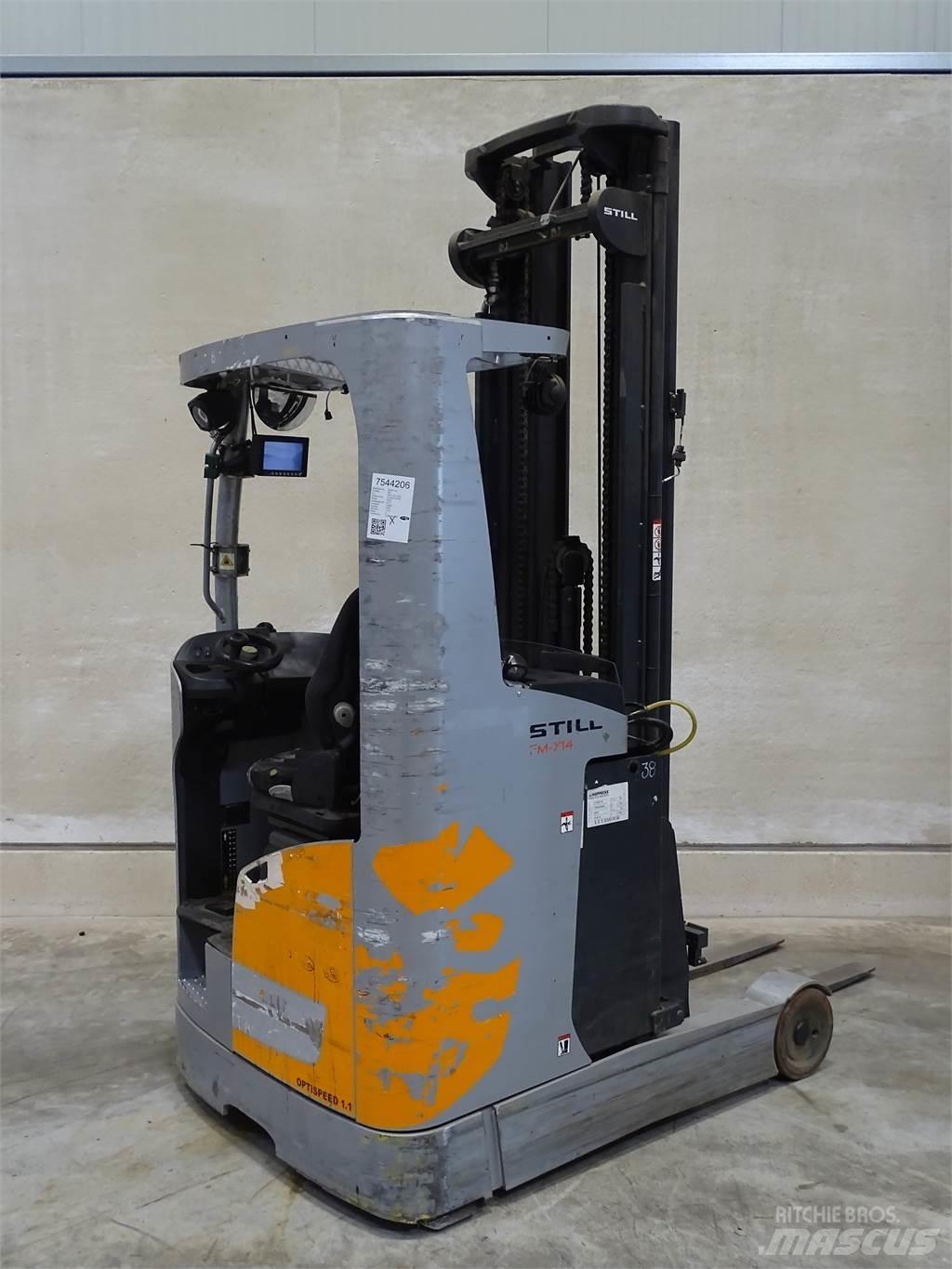 Still FM-X14 Reach truck - depo içi istif araçları