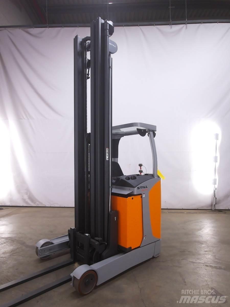 Still FM-X17 Reach truck - depo içi istif araçları