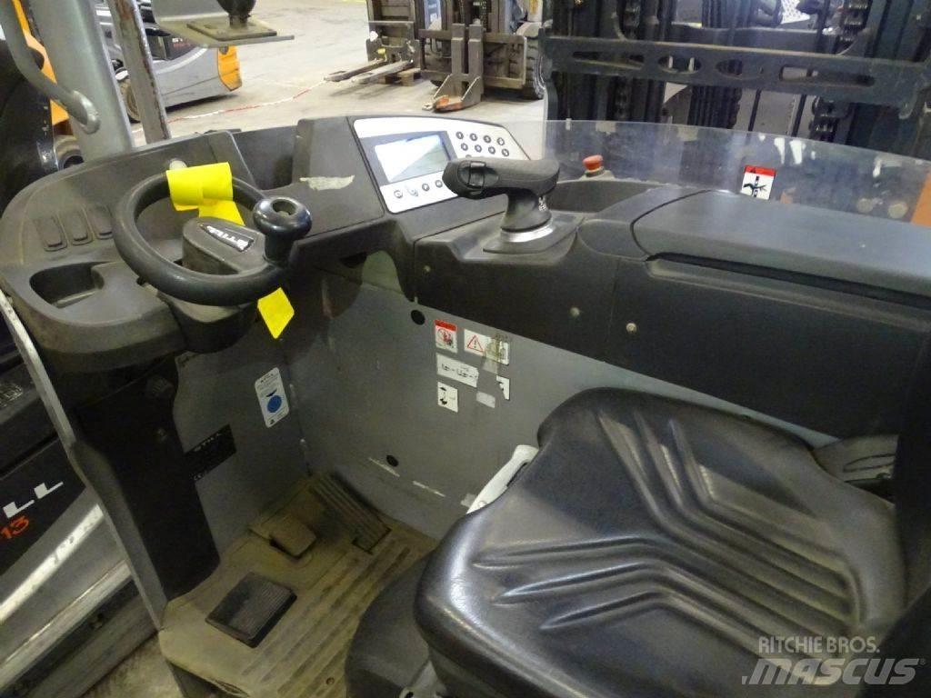 Still FM-X17 Reach truck - depo içi istif araçları