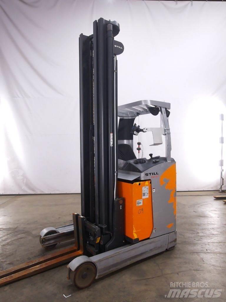 Still FM-X17 Reach truck - depo içi istif araçları