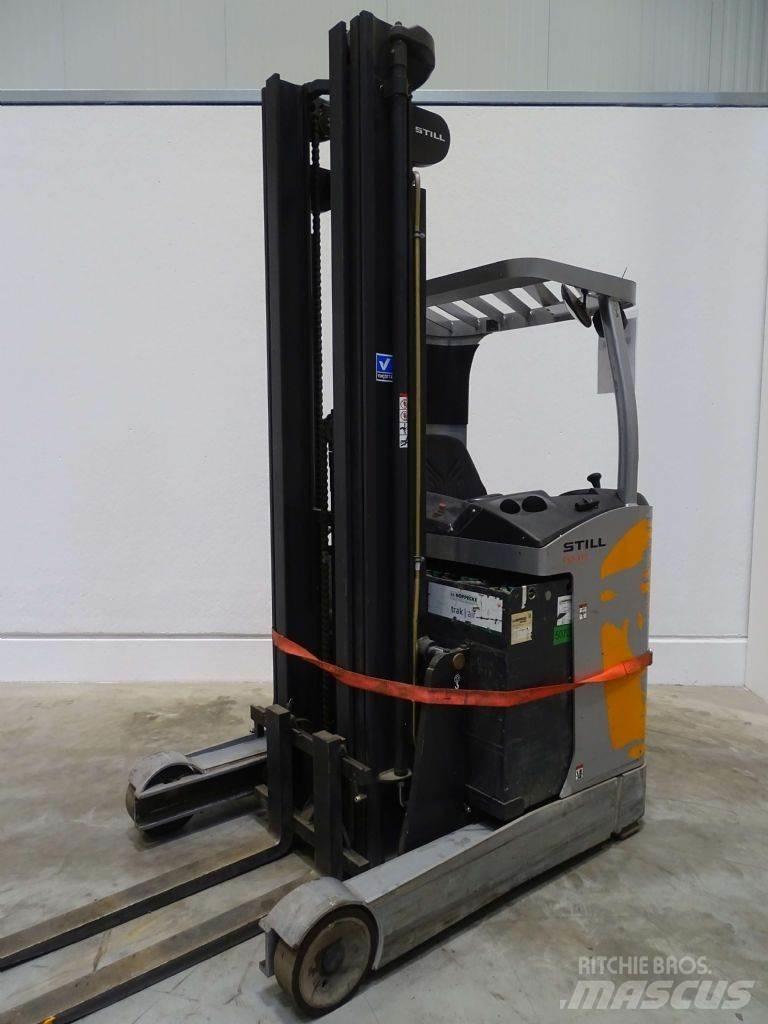 Still FM-X17 Reach truck - depo içi istif araçları