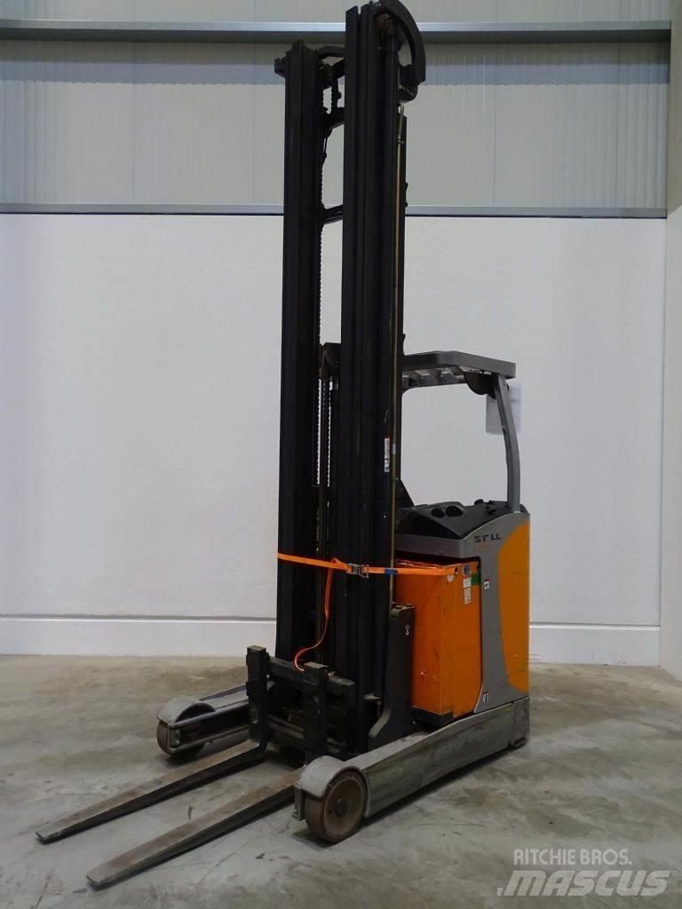 Still FM-X17 Reach truck - depo içi istif araçları